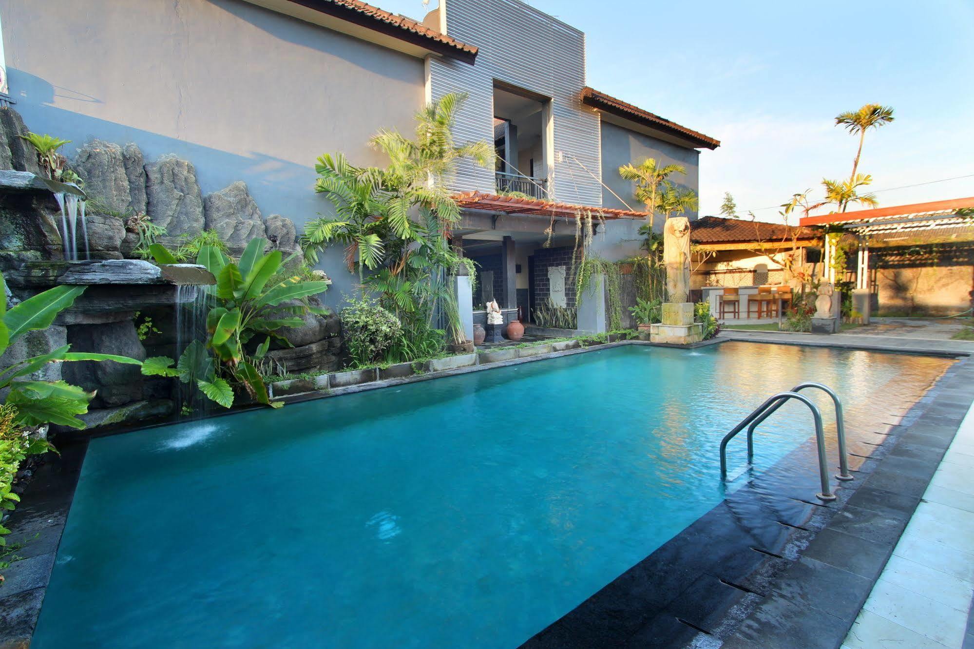 Jimbaran Lestari Hotel & Residence - Spa Exteriör bild