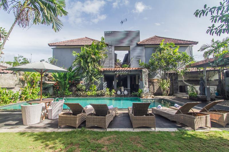 Jimbaran Lestari Hotel & Residence - Spa Exteriör bild